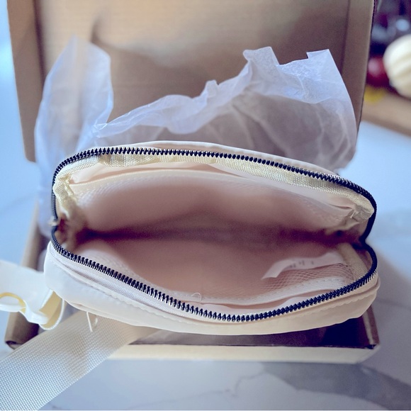 Waist Pack For Running Fanny Pack For Women And Men Crossbody Belt Bag Bum Bag - Picture 3 of 5